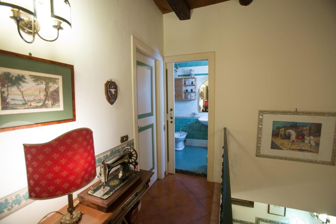 La Via Dei Presepi Bed & Breakfast Napoli Eksteriør bilde