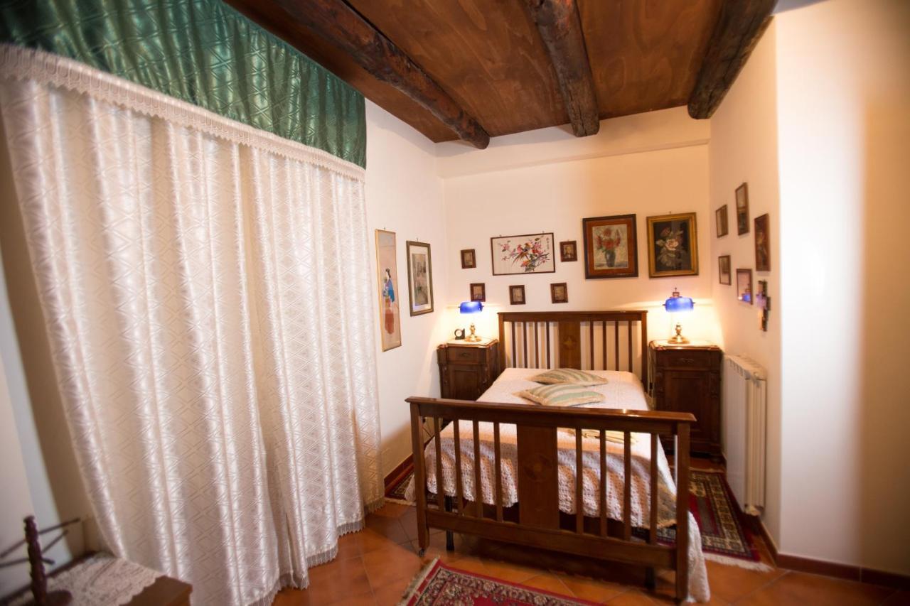 La Via Dei Presepi Bed & Breakfast Napoli Eksteriør bilde